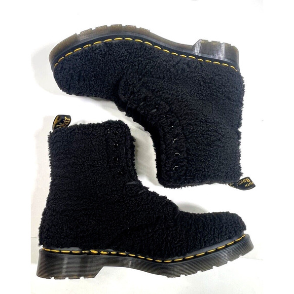 Doc Dr. Martens Women's Faux Fur Shearling Boots Black Size 10 Pascal New WO Box - Picture 10 of 16